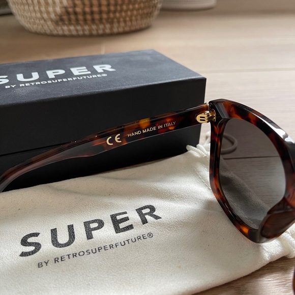 Retrosuperfuture Quadra Sunglasses - Havana Tortoise shell colour - Picture 5 of 10